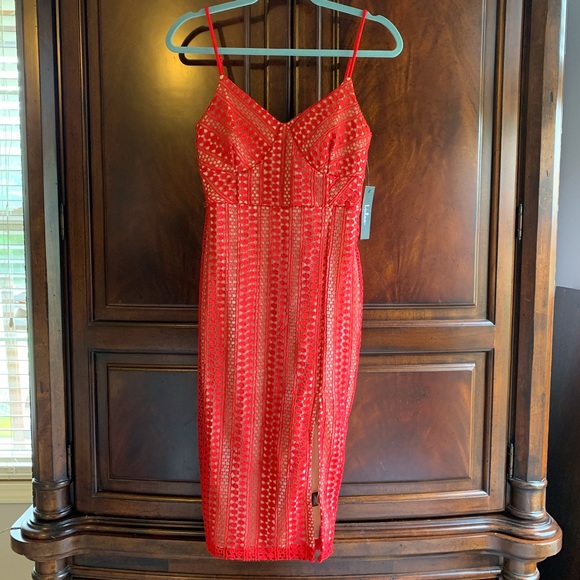 LULU’S‎ NEW WITH TAGS crochet LACE strapped sexy siren red evening cocktail - Picture 3 of 9